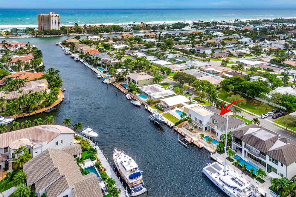 Unit for sale at 2811 NE 36th Street, Lighthouse Point, FL 33064