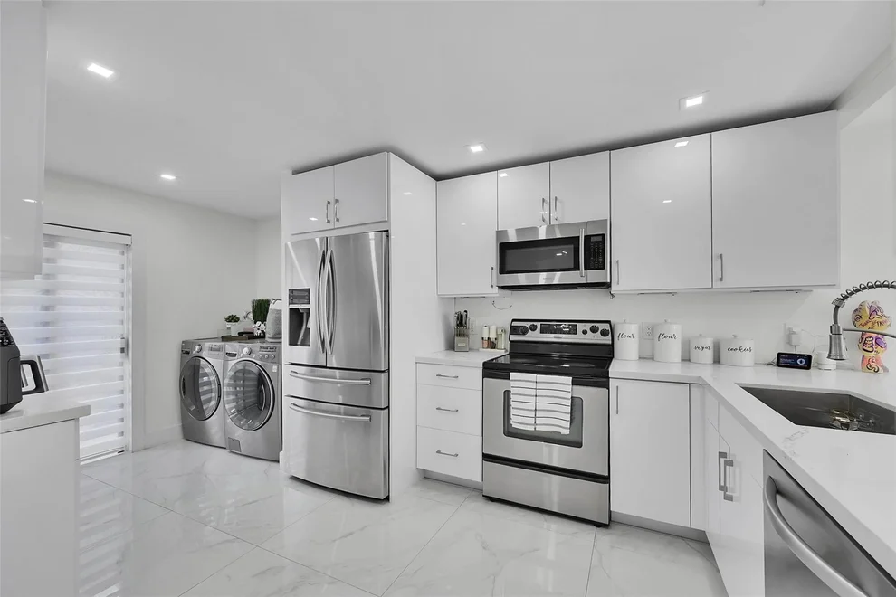Unit for sale at 9962 Royal Palm Boulevard, Coral Springs, FL 33065