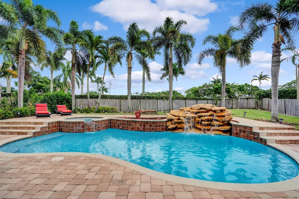 Unit for sale at 8693 Windy Circle, Boynton Beach, FL 33472