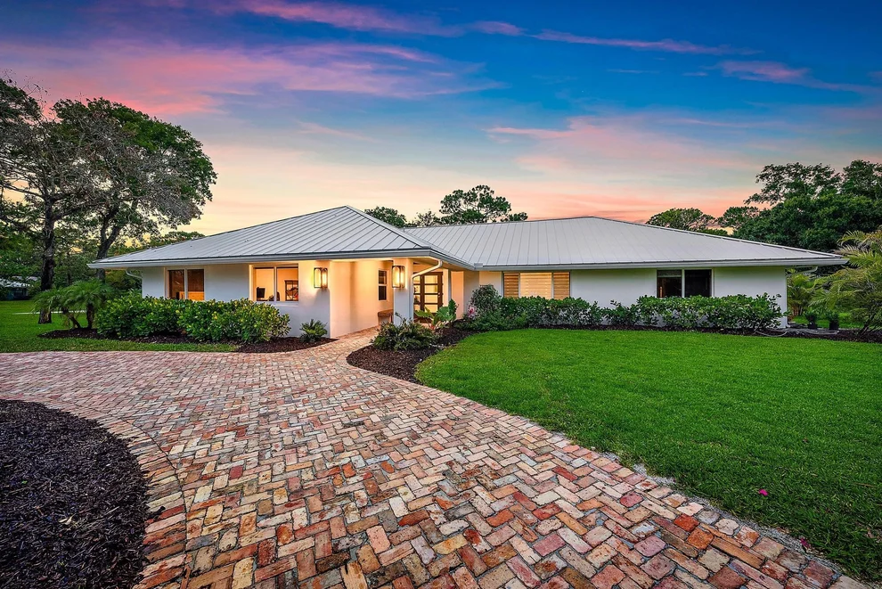 Unit for sale at 6799 Imperial Woods Road, Jupiter, FL 33458
