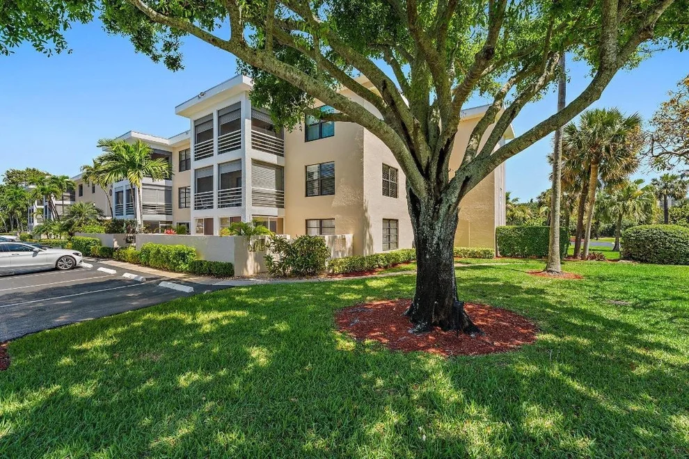 Unit for sale at 300 N Highway A1a, Jupiter, FL 33477