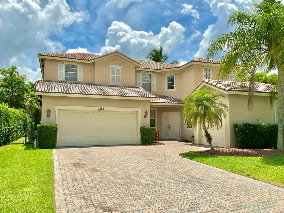 Unit for sale at 1292 Stonehaven Estates Drive, West Palm Beach, FL 33411
