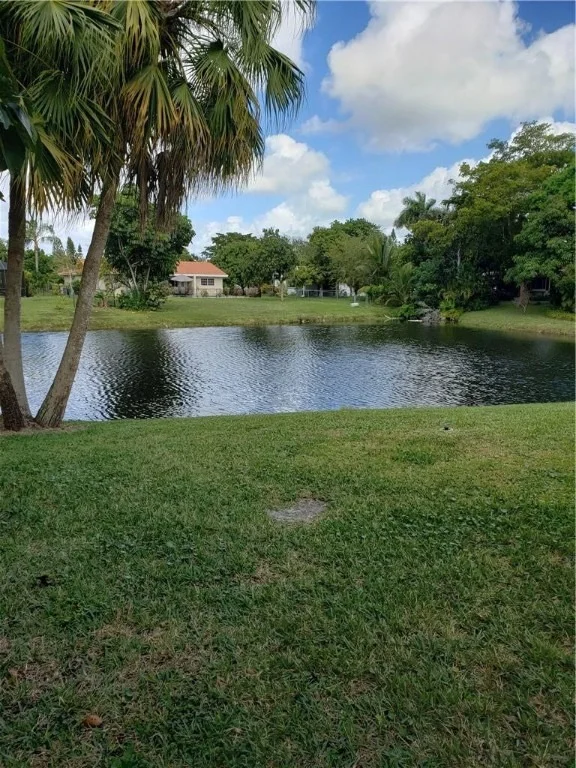 Unit for sale at 10101 NW 36th Street, Coral Springs, FL 33065