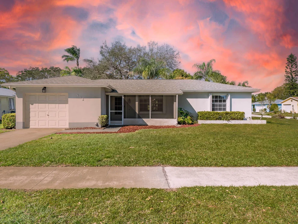 Unit for sale at 545 22nd Avenue, Vero Beach, FL 32962