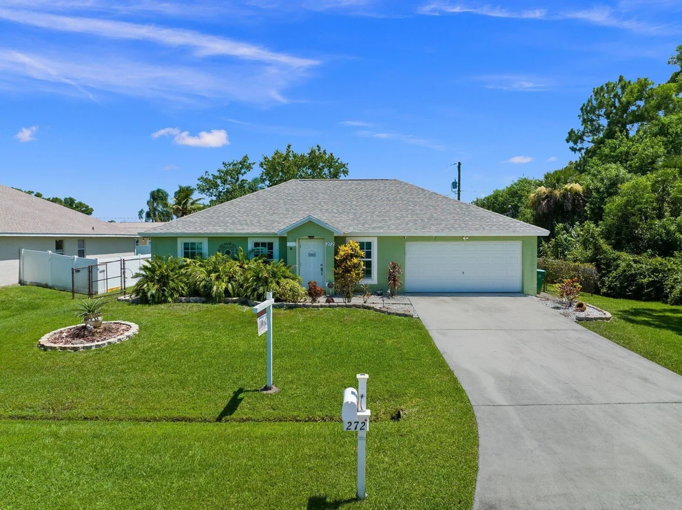 Unit for sale at 272 NW Lincoln Avenue, Port St Lucie, FL 34983