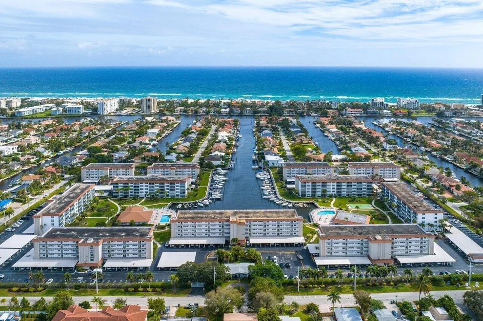 Unit for sale at 900 DOGWOOD Drive, Delray Beach, FL 33483