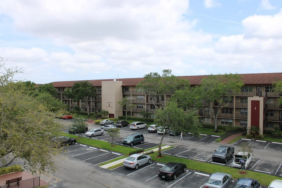 Unit for sale at 850 SW 133rd Terrace, Pembroke Pines, FL 33023
