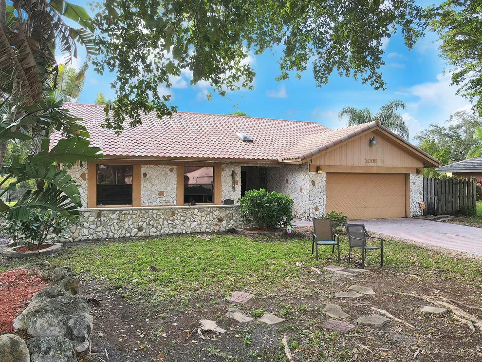 Unit for sale at 2008 NW 81st Avenue, Coral Springs, FL 33071
