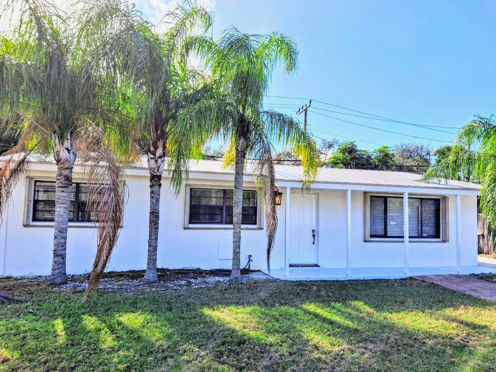 Unit for sale at 4140 Rochester Street, Palm Beach Gardens, FL 33410