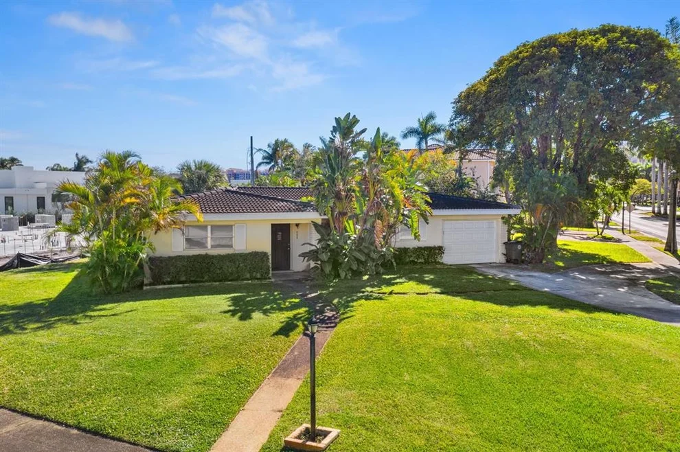 Unit for sale at 498 NE Mizner Boulevard, Boca Raton, FL 33432