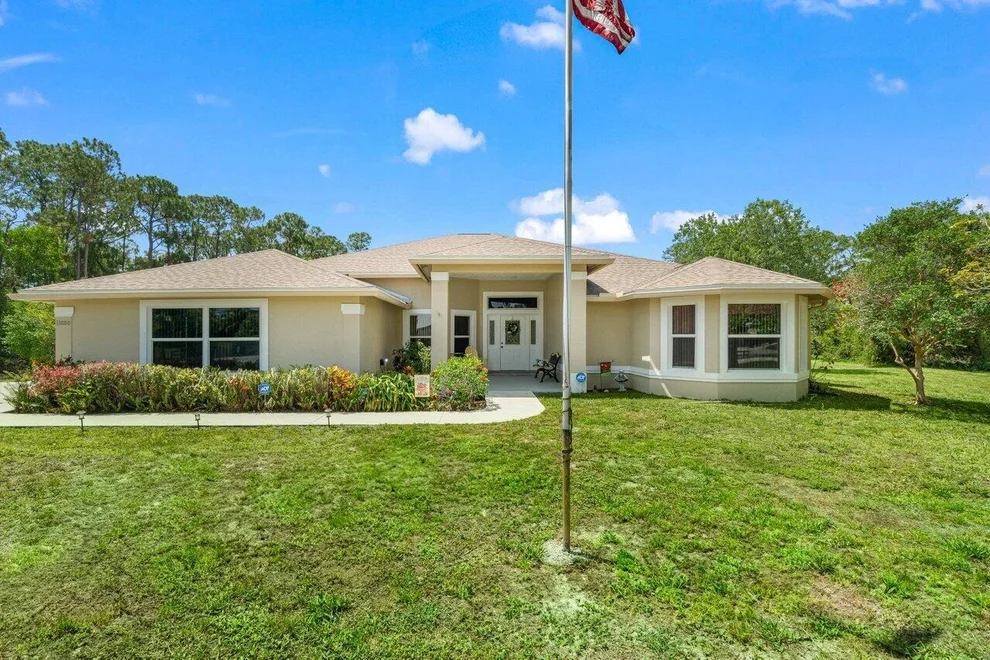Unit for sale at 13880 75th Lane N, The Acreage, FL 33412
