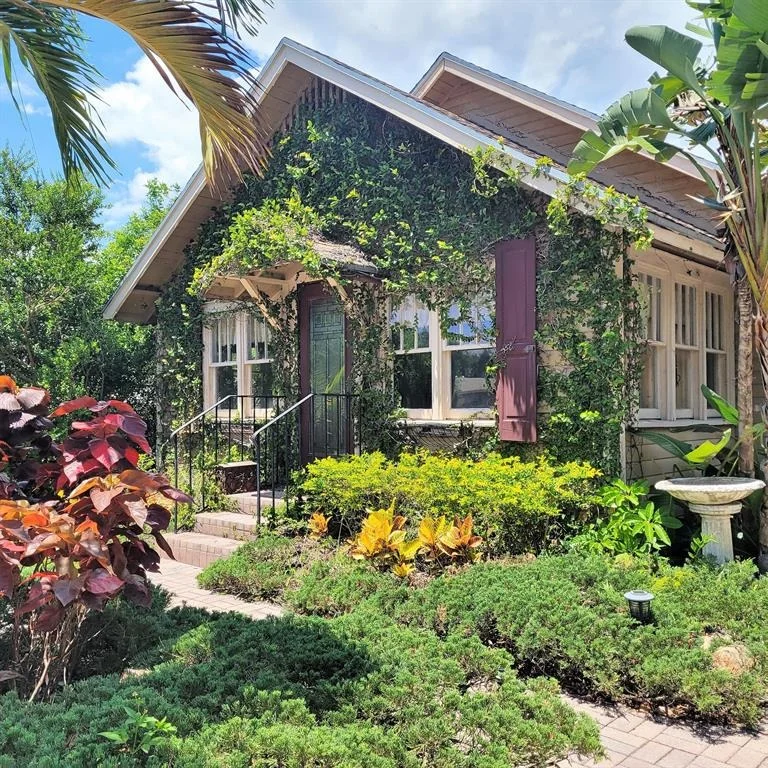 Unit for sale at 909 N L Street, Lake Worth Beach, FL 33460