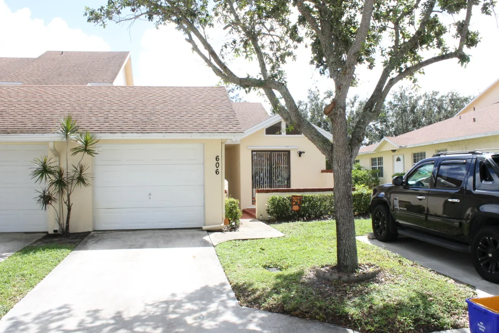 Unit for sale at 606 Maplewood Drive, Greenacres, FL 33415