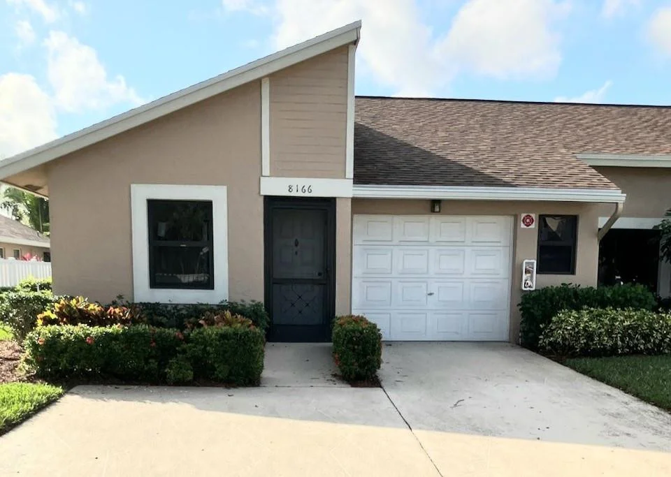 Unit for sale at 8166 Springtree Road, Boca Raton, FL 33496