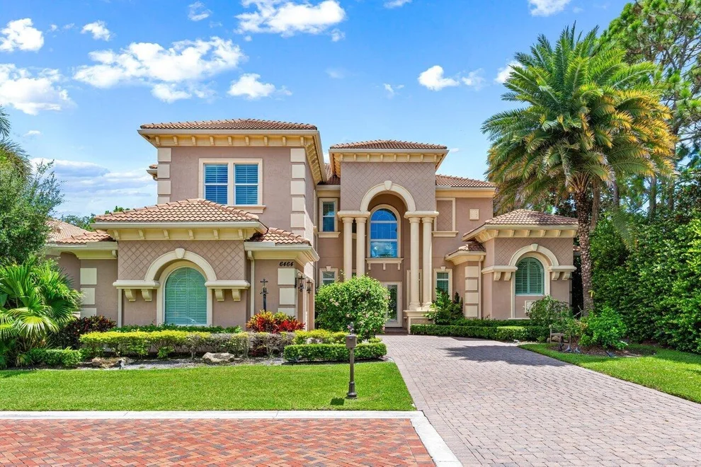 Unit for sale at 6464 Bellamalfi Street, Boca Raton, FL 33496