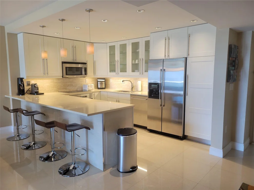 Unit for sale at 19370 COLLINS Avenue, Sunny Isles Beach, FL 33160