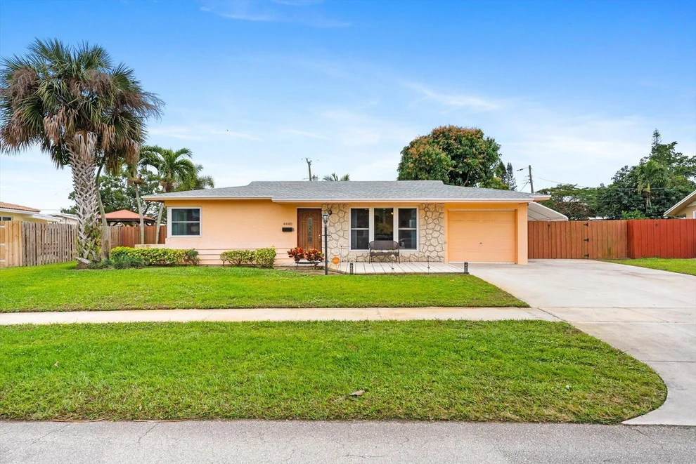 Unit for sale at 4440 NW 10th Street, Coconut Creek, FL 33066