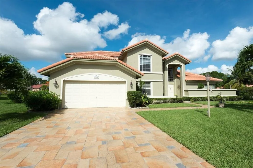 Unit for sale at 4444 NW 84th Avenue, Coral Springs, FL 33065