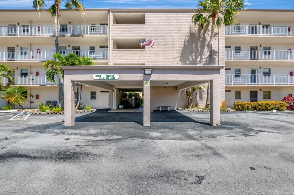 Unit for sale at 2601 NE 3rd Court, Boynton Beach, FL 33435