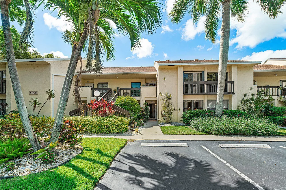 Unit for sale at 5188 Oak Hill Lane, Delray Beach, FL 33484