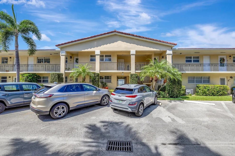 Unit for sale at 2164 NE 36th Street, Lighthouse Point, FL 33064