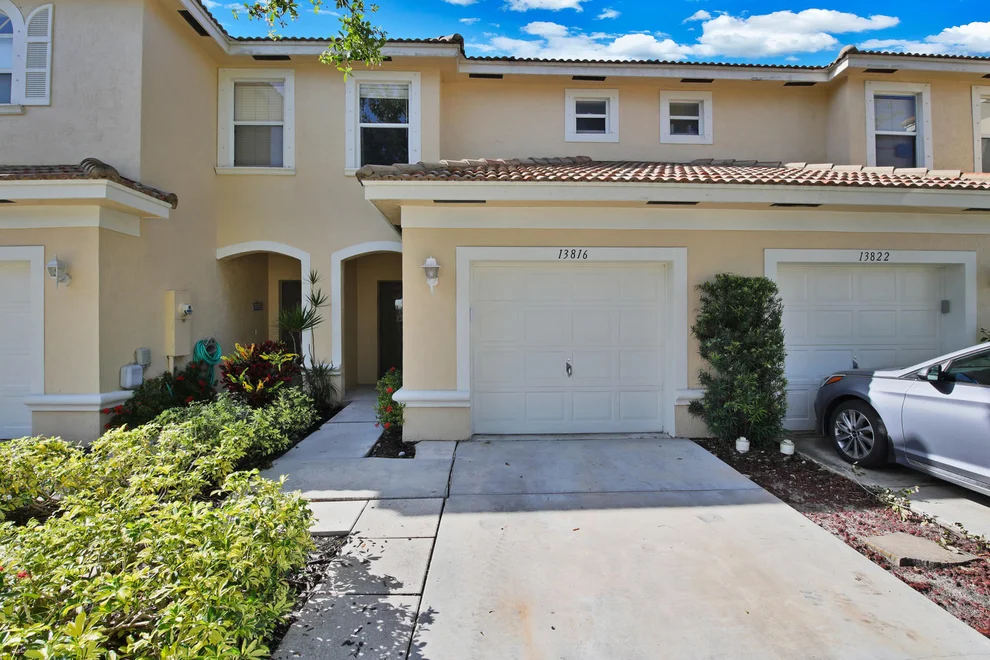 Unit for sale at 13816 Creston Place, Wellington, FL 33414