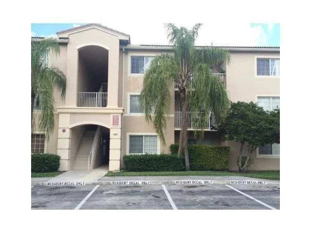 Unit for sale at 5011 Wiles Road, Coconut Creek, FL 33073