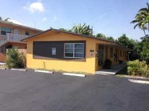 Unit for sale at 505 NE 23 Street, Wilton Manors, FL 33305