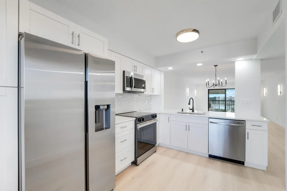 Unit for sale at 7076 Huntington Lane, Delray Beach, FL 33446
