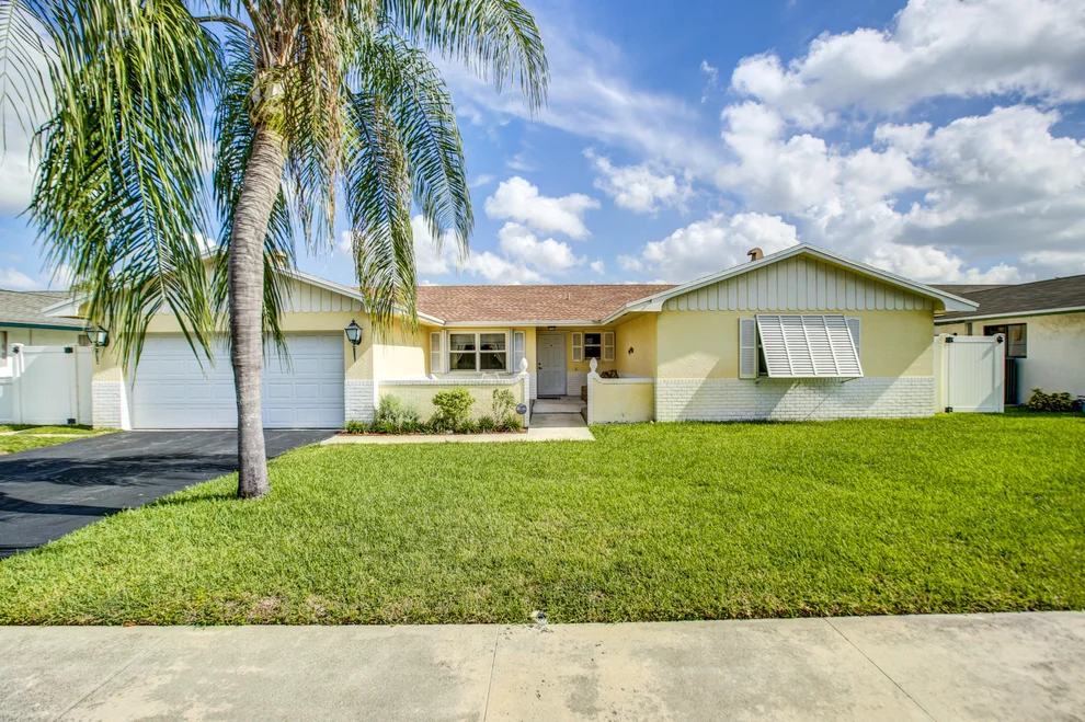 Unit for sale at 1901 NW 40th Court, Oakland Park, FL 33309