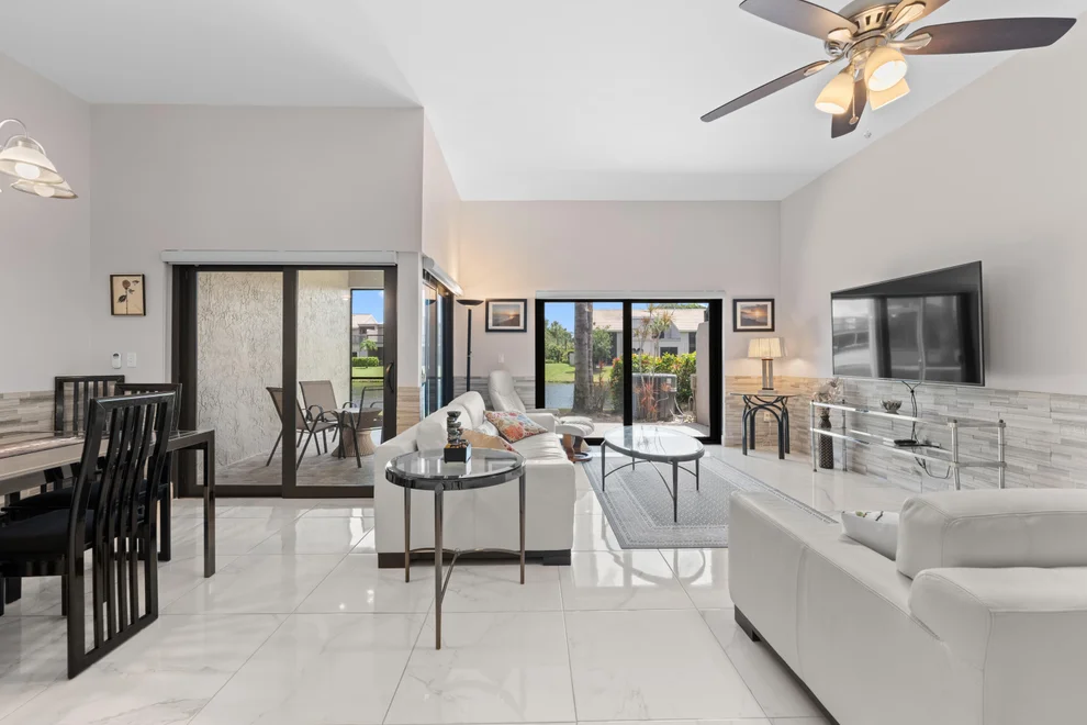 Unit for sale at 5255 Monterey Circle, Delray Beach, FL 33484