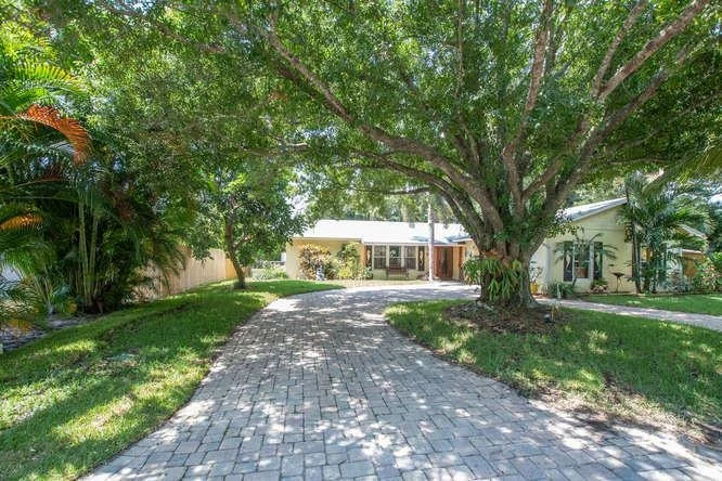 Unit for sale at 104 Elsa Road, Jupiter, FL 33477
