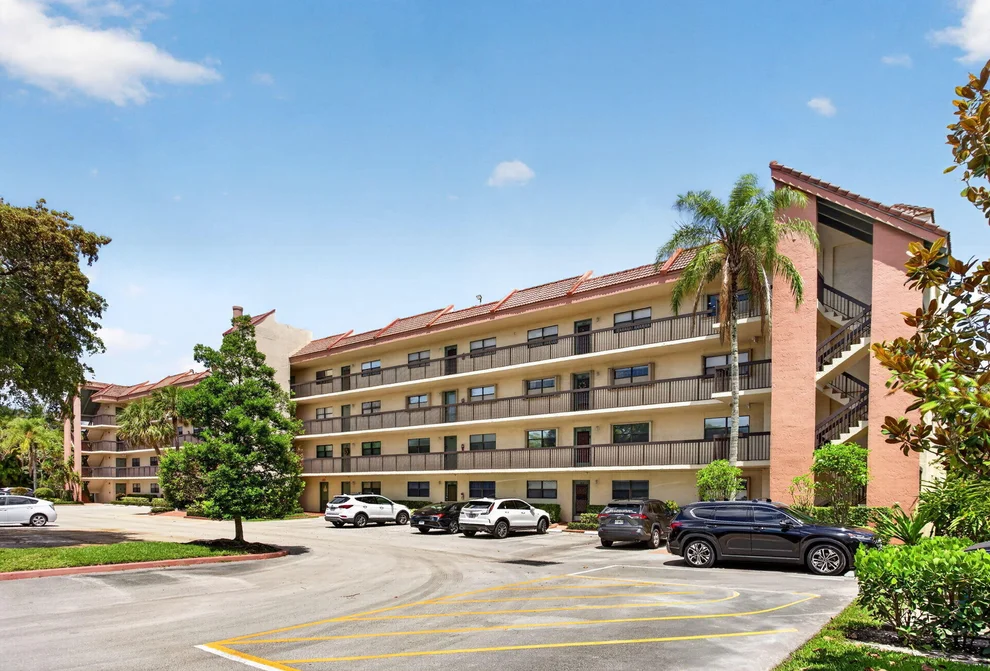 Unit for sale at 1862 Hammock Boulevard, Coconut Creek, FL 33063