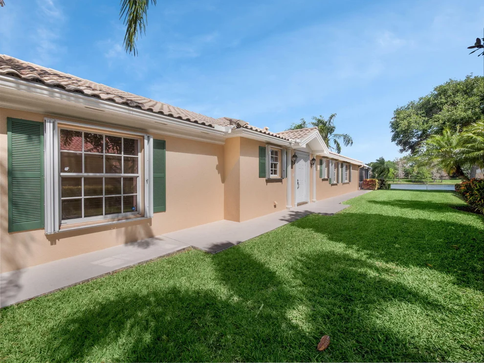 Unit for sale at 8359 Eleuthera Lane, Wellington, FL 33414