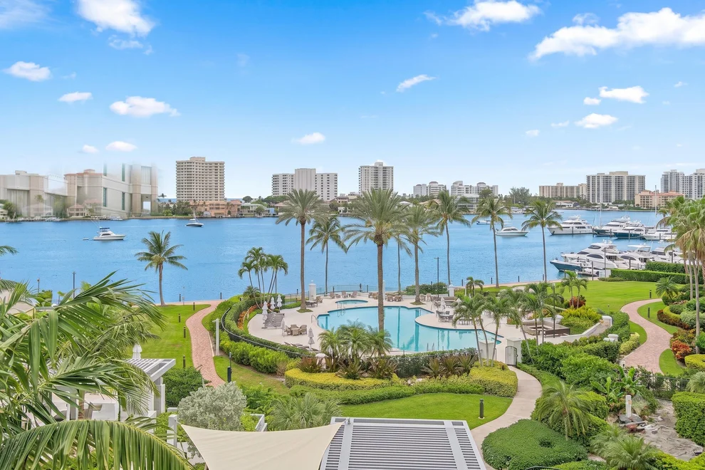 Unit for sale at 300 SE 5th Avenue, Boca Raton, FL 33432