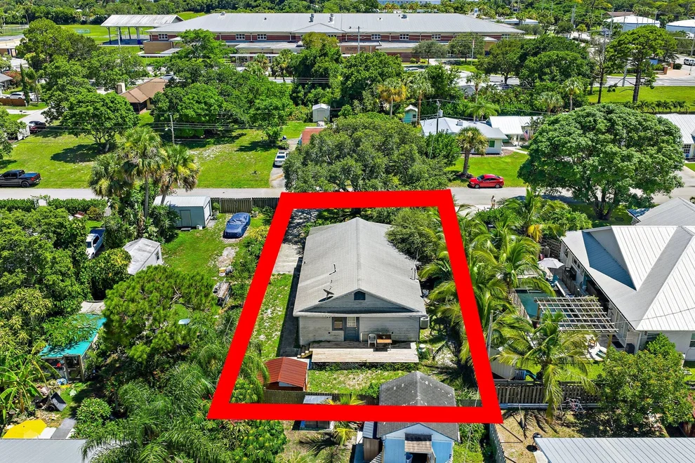 Unit for sale at 1021 SE Hall Street, Stuart, FL 34996