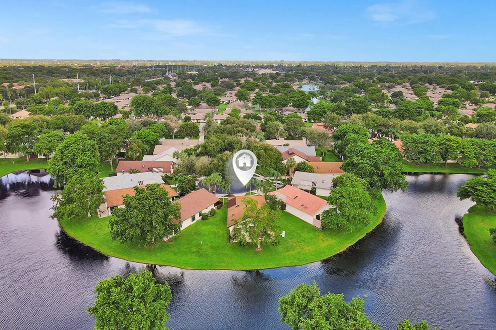 Unit for sale at 10598 Fern Tree Way, Boynton Beach, FL 33436