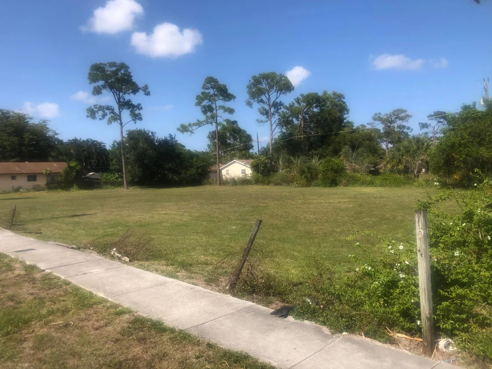 Unit for sale at 3130 Perry Avenue, Greenacres, FL 33463