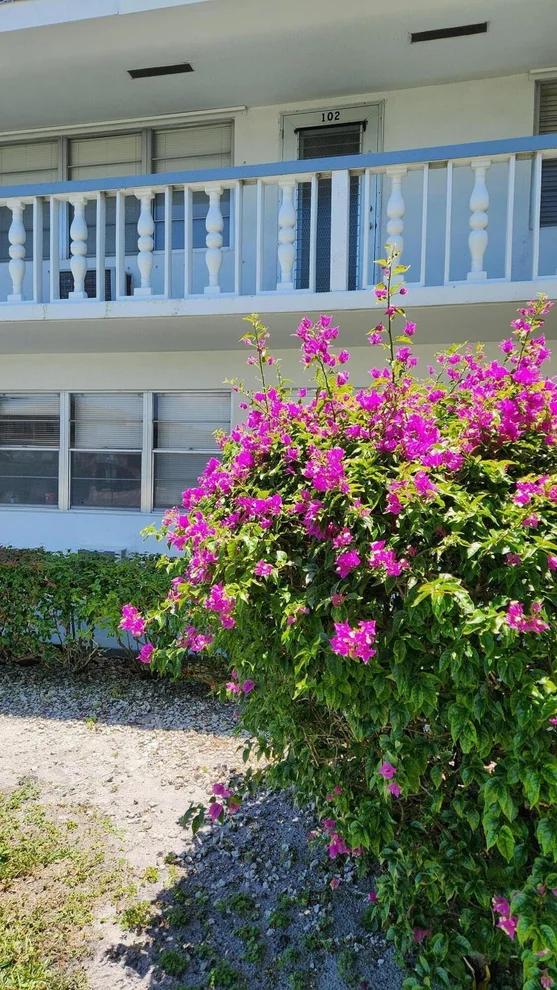 Unit for sale at 102 Andover D, West Palm Beach, FL 33417