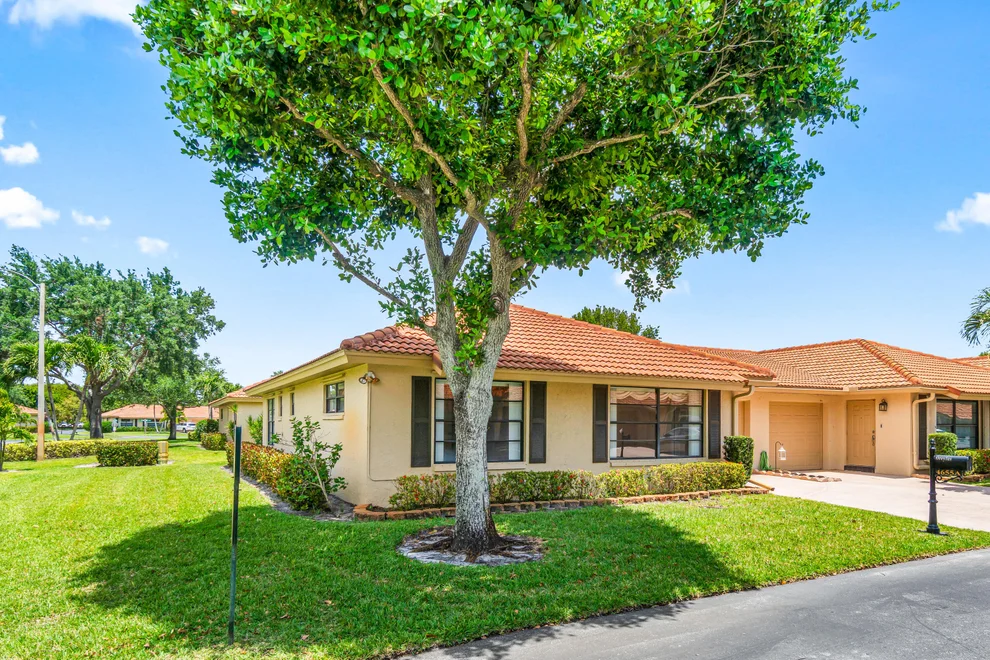 Unit for sale at 4655 Mahoe Tree Place, Boynton Beach, FL 33436