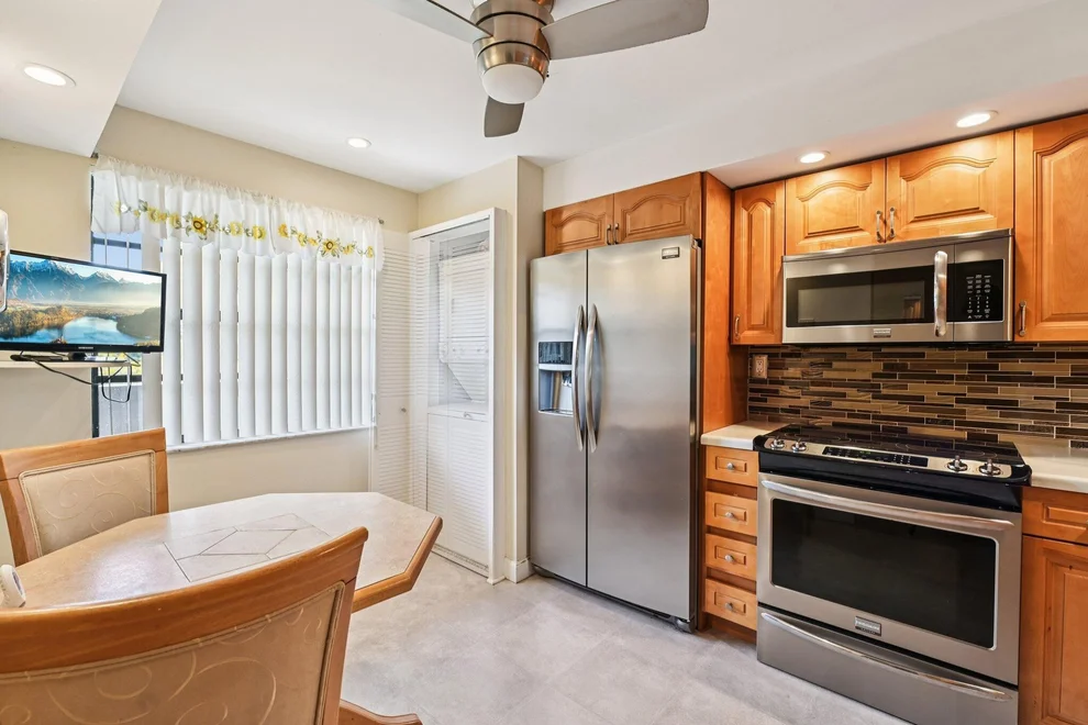 Unit for sale at 1101 Colony Point Circle, Pembroke Pines, FL 33026