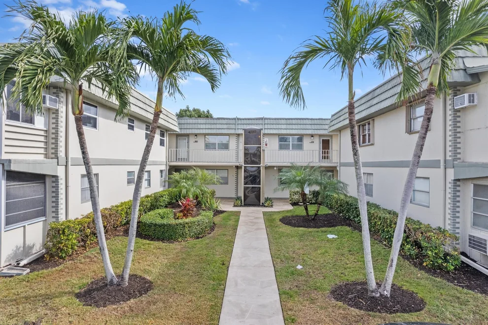 Unit for sale at 156 Monaco D, Delray Beach, FL 33446