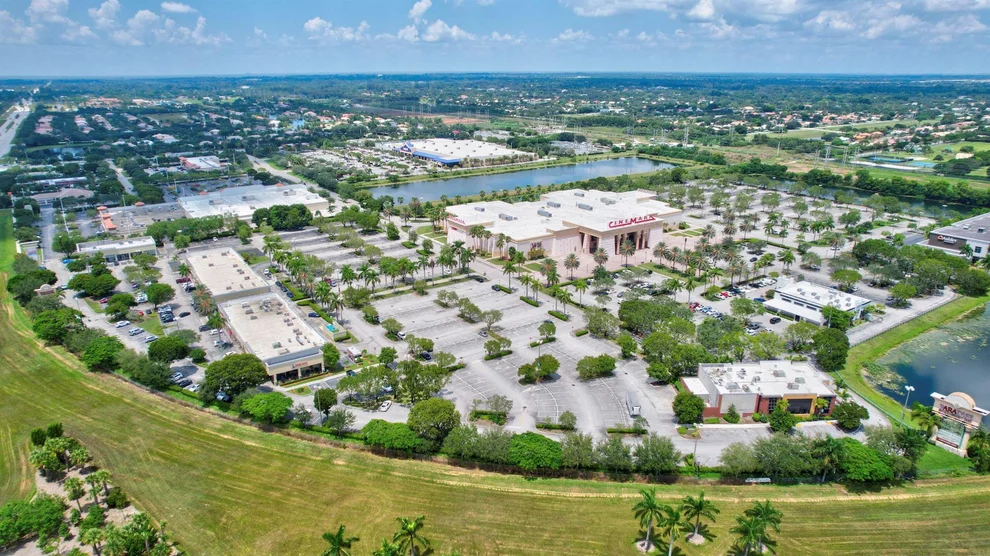 Unit for sale at 15601 Sheridan Street, Davie, FL 33331