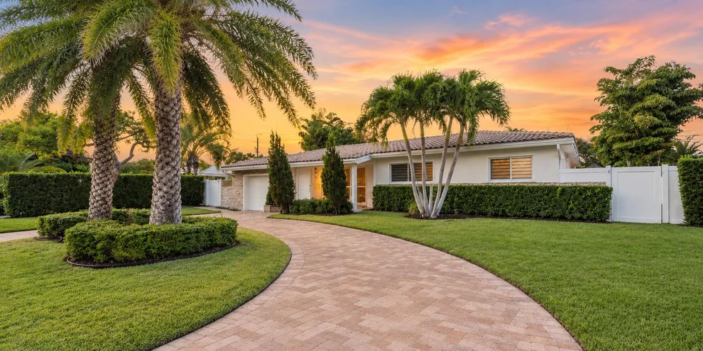 Unit for sale at 2205 NE 30TH Street, Lighthouse Point, FL 33064