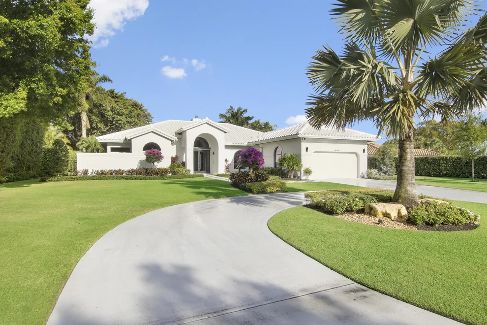 Unit for sale at 10720 Ave Of The Pga, Palm Beach Gardens, FL 33418