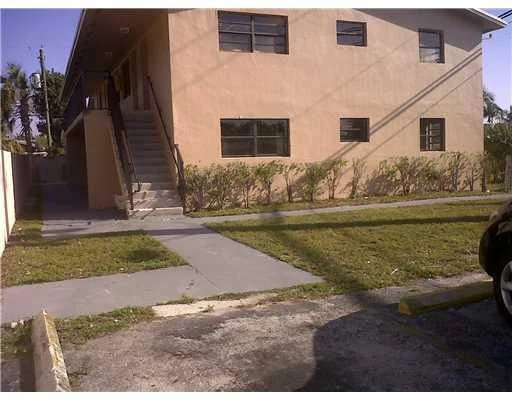 Unit for sale at 201 2nd Street, Pompano Beach, FL 33060