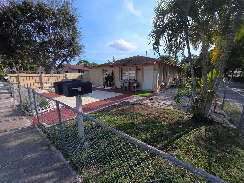 Unit for sale at 1024 Mcintosh Street, West Palm Beach, FL 33405
