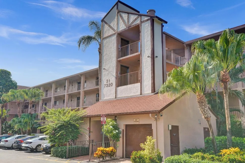 Unit for sale at 7320 Amberly Lane, Delray Beach, FL 33446