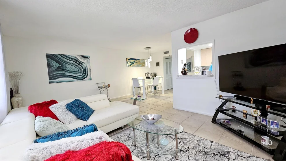 Unit for sale at 230 Southampton B, West Palm Beach, FL 33417