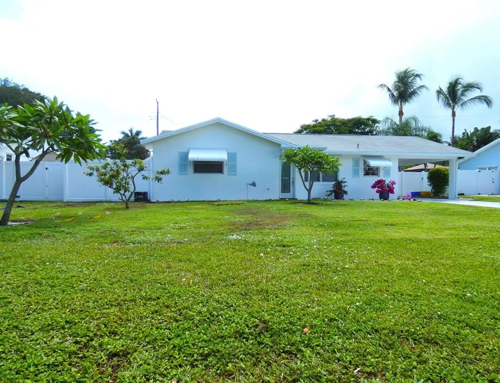 Unit for sale at 12 Windsor Road W, Jupiter, FL 33469